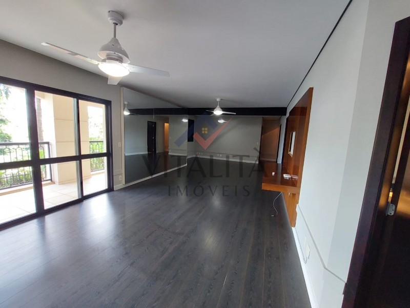 Apartamento para alugar com 3 quartos, 140m² - Foto 1