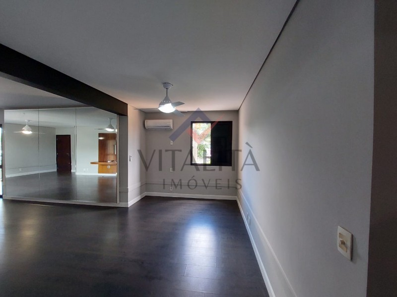 Apartamento para alugar com 3 quartos, 140m² - Foto 9