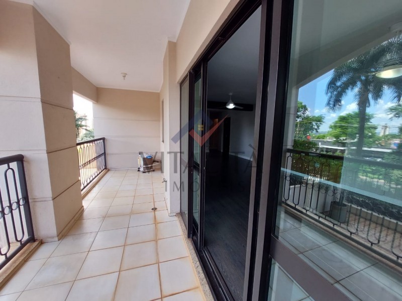 Apartamento para alugar com 3 quartos, 140m² - Foto 5
