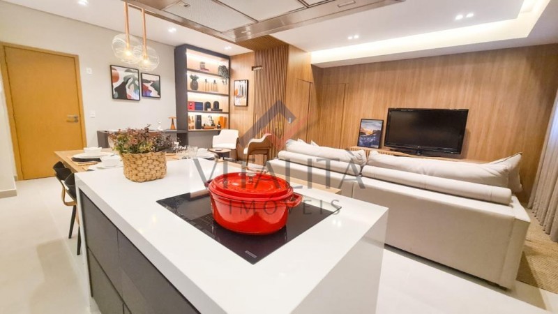 Apartamento à venda com 2 quartos, 77m² - Foto 7