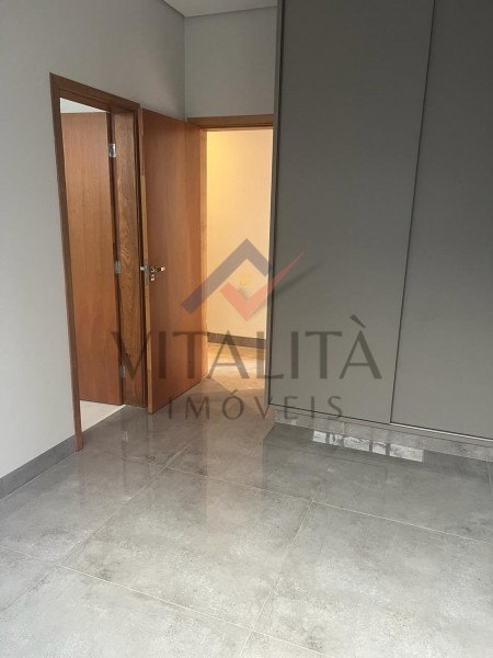 Casa para alugar com 3 quartos, 300m² - Foto 14