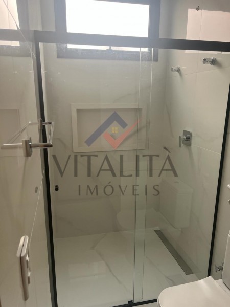 Casa para alugar com 3 quartos, 300m² - Foto 18