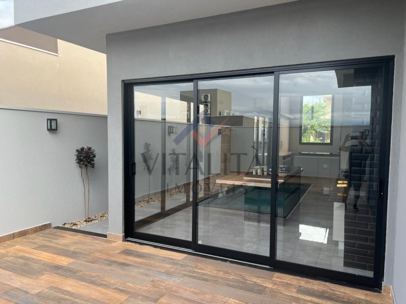 Casa para alugar com 3 quartos, 300m² - Foto 16