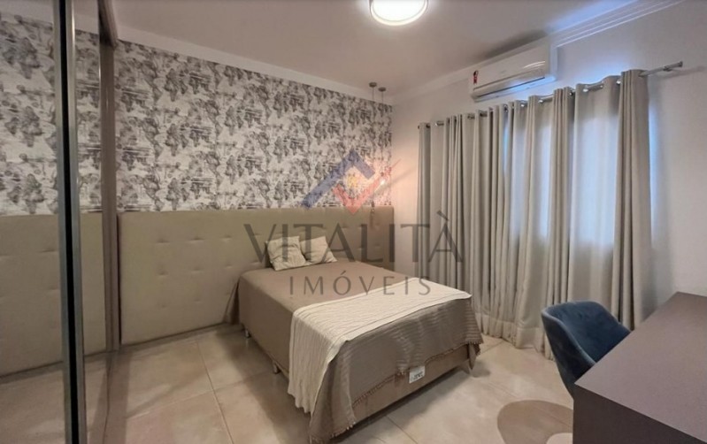 Casa, 4 quartos, 266 m² - Foto 17