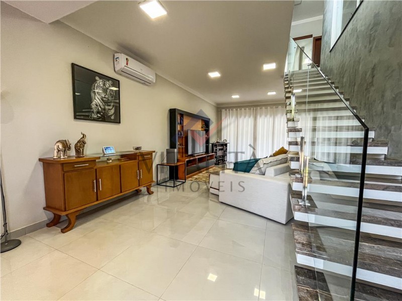 Casa, 3 quartos, 244 m² - Foto 3