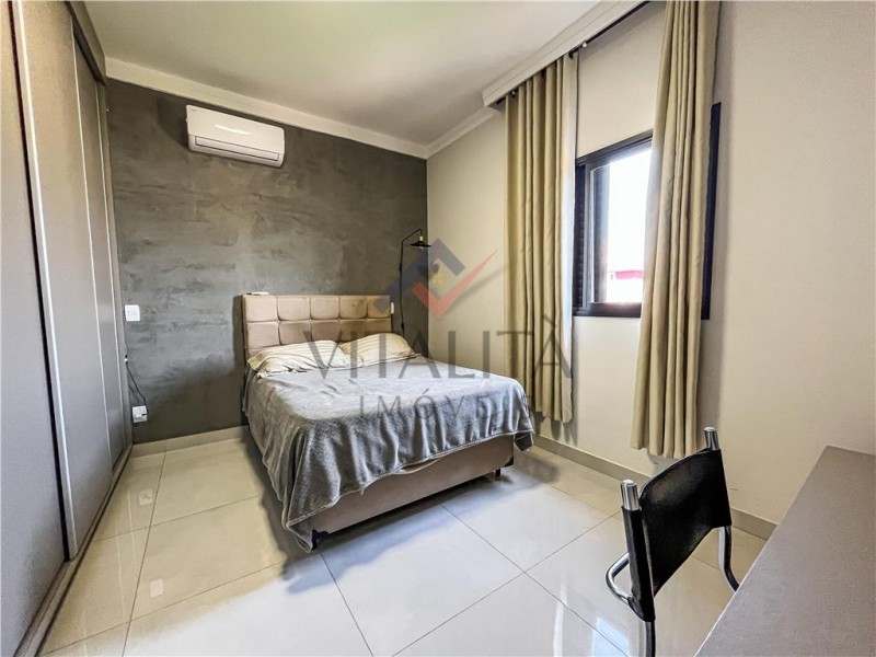 Casa, 3 quartos, 244 m² - Foto 13