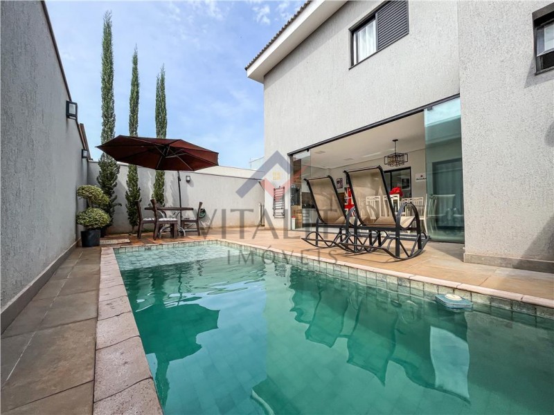 Casa, 3 quartos, 244 m² - Foto 10