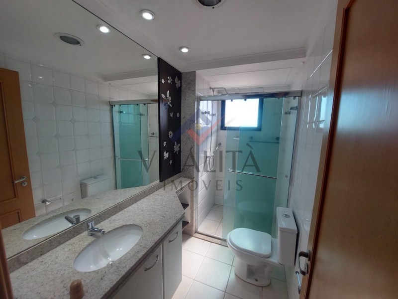 Apartamento para alugar com 3 quartos, 166m² - Foto 20