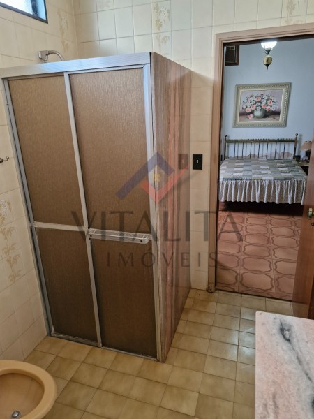 Casa à venda e aluguel com 3 quartos, 228m² - Foto 17