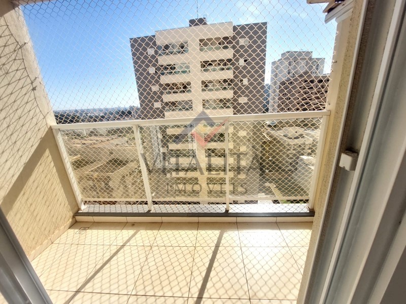Apartamento para alugar com 2 quartos, 73m² - Foto 1