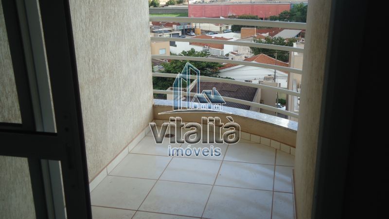 Apartamento para alugar com 2 quartos, 70m² - Foto 3