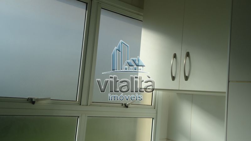 Apartamento para alugar com 2 quartos, 70m² - Foto 22