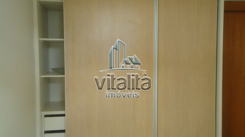 Apartamento para alugar com 2 quartos, 70m² - Foto 14