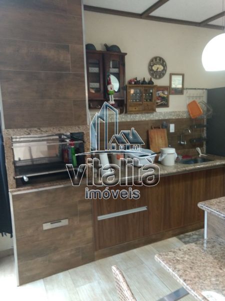 Casa à venda com 4 quartos, 205m² - Foto 6
