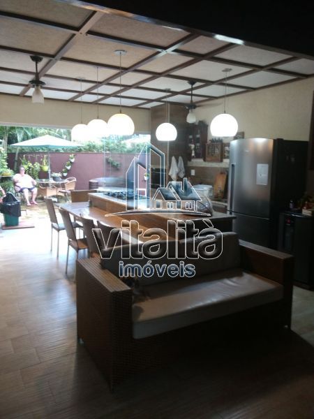Casa à venda com 4 quartos, 205m² - Foto 5