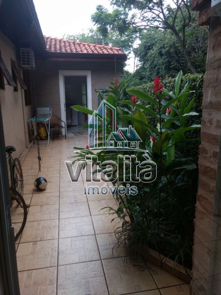 Casa à venda com 4 quartos, 205m² - Foto 17