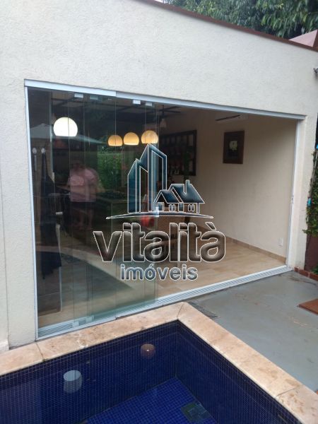Casa à venda com 4 quartos, 205m² - Foto 15