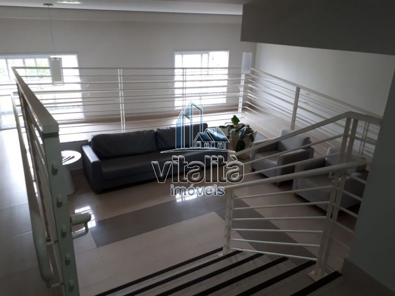 Apartamento à venda com 3 quartos, 75m² - Foto 2