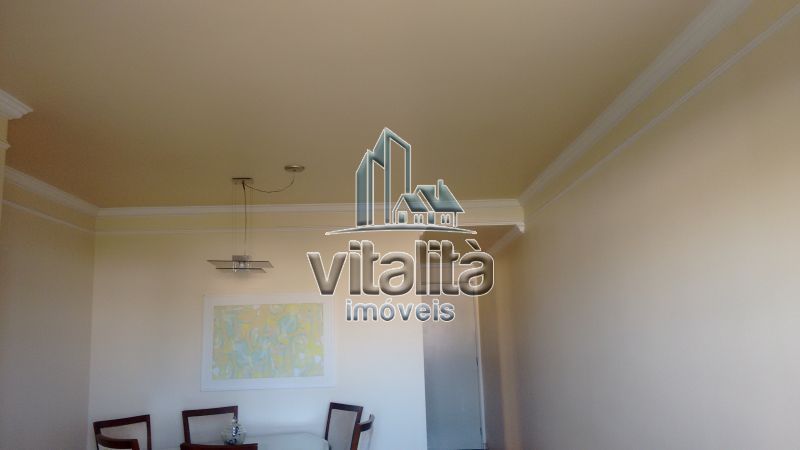 Apartamento à venda com 3 quartos, 82m² - Foto 4