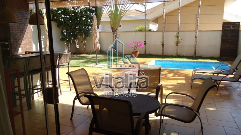 Casa, 3 quartos, 250 m² - Foto 1