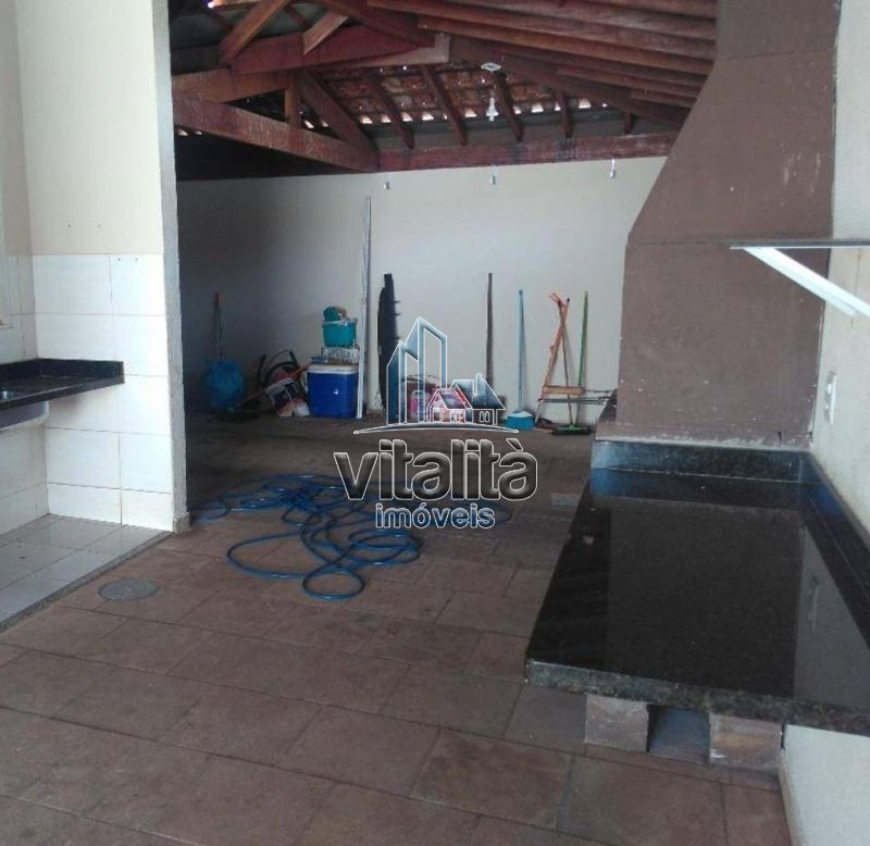 Casa à venda com 3 quartos, 184m² - Foto 13