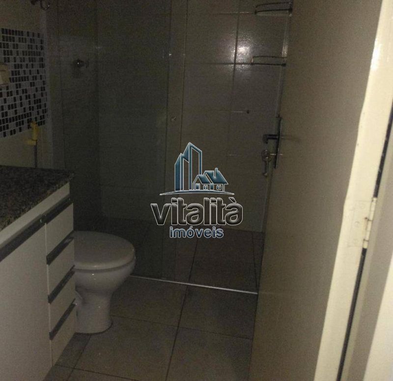 Casa à venda com 3 quartos, 184m² - Foto 8