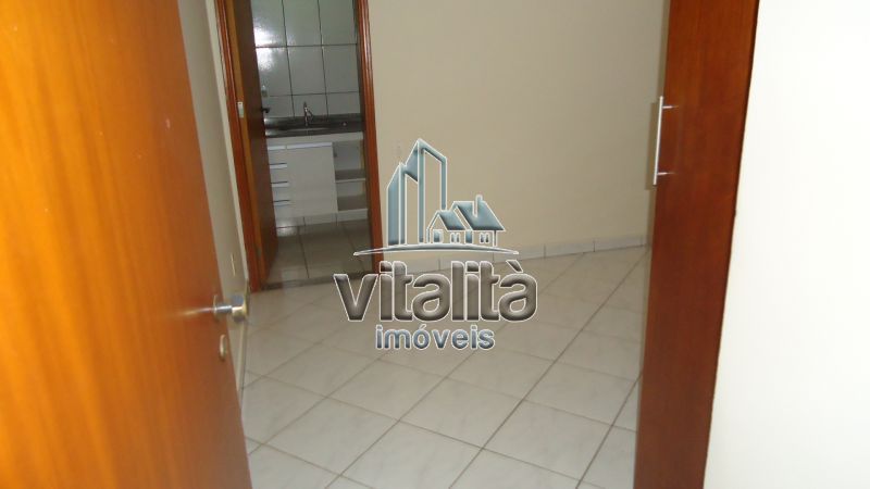 Casa à venda com 2 quartos, 150m² - Foto 7