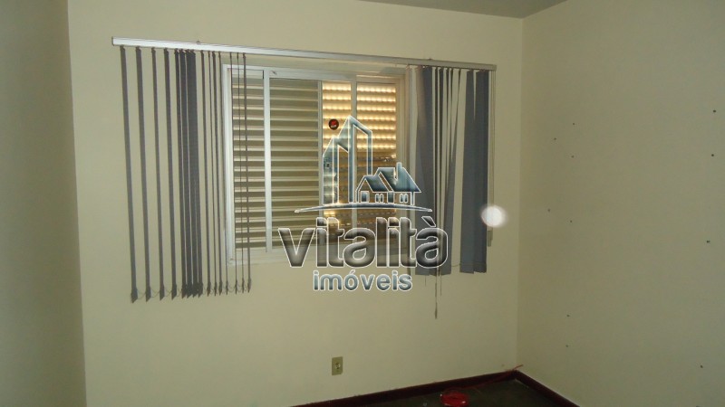 Apartamento à venda com 3 quartos, 75m² - Foto 1