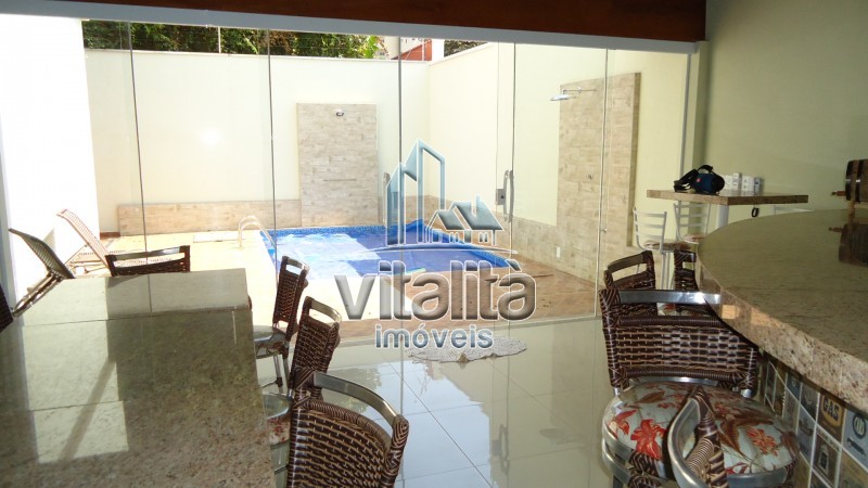 Casa, 4 quartos, 250 m² - Foto 27