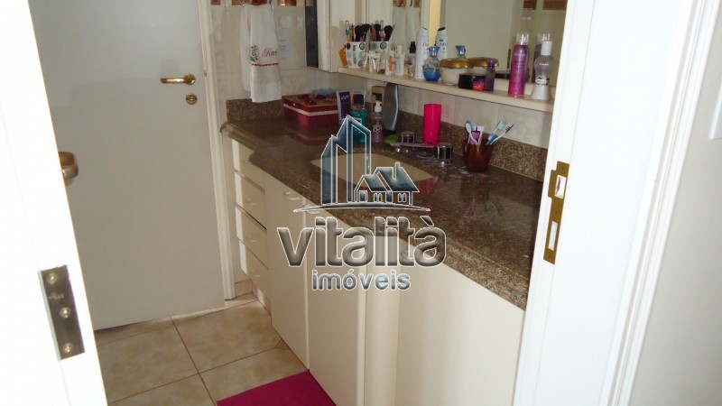 Casa, 4 quartos, 250 m² - Foto 38