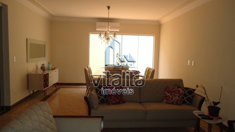 Casa, 4 quartos, 250 m² - Foto 12