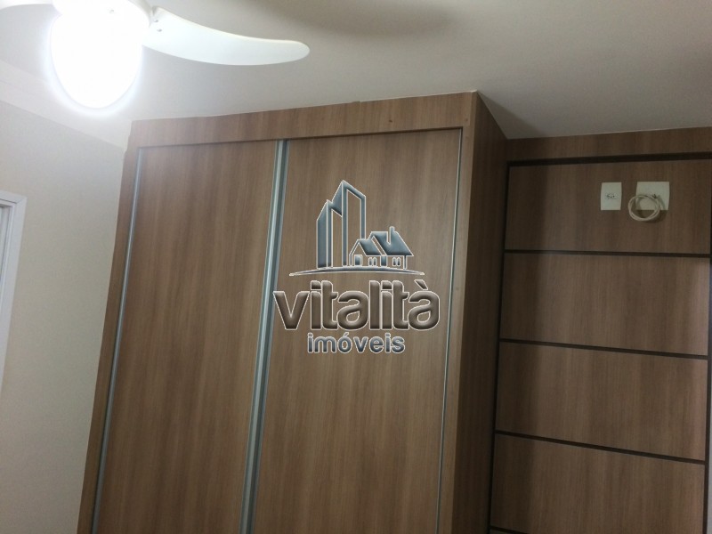 Apartamento à venda com 2 quartos, 65m² - Foto 17