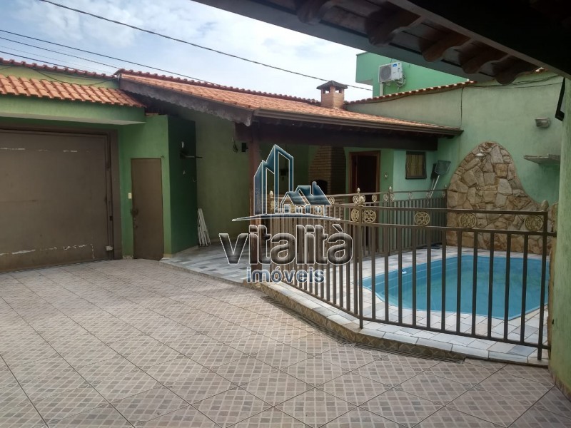 Casa, 3 quartos, 190 m² - Foto 1